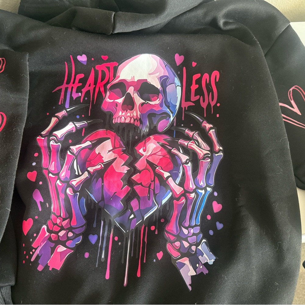 Heartless Skull Graphic Hoodie NWOT